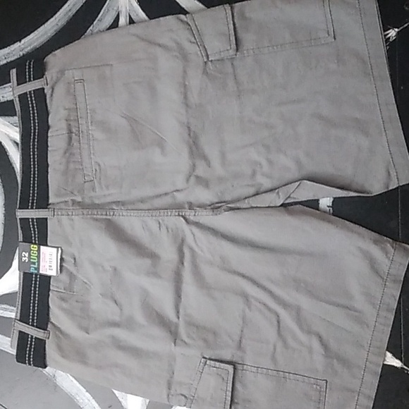 CARGO SHORTS.        "PLUGG CO." SZ 32 GREY MENS/UNISEX - Picture 8 of 11